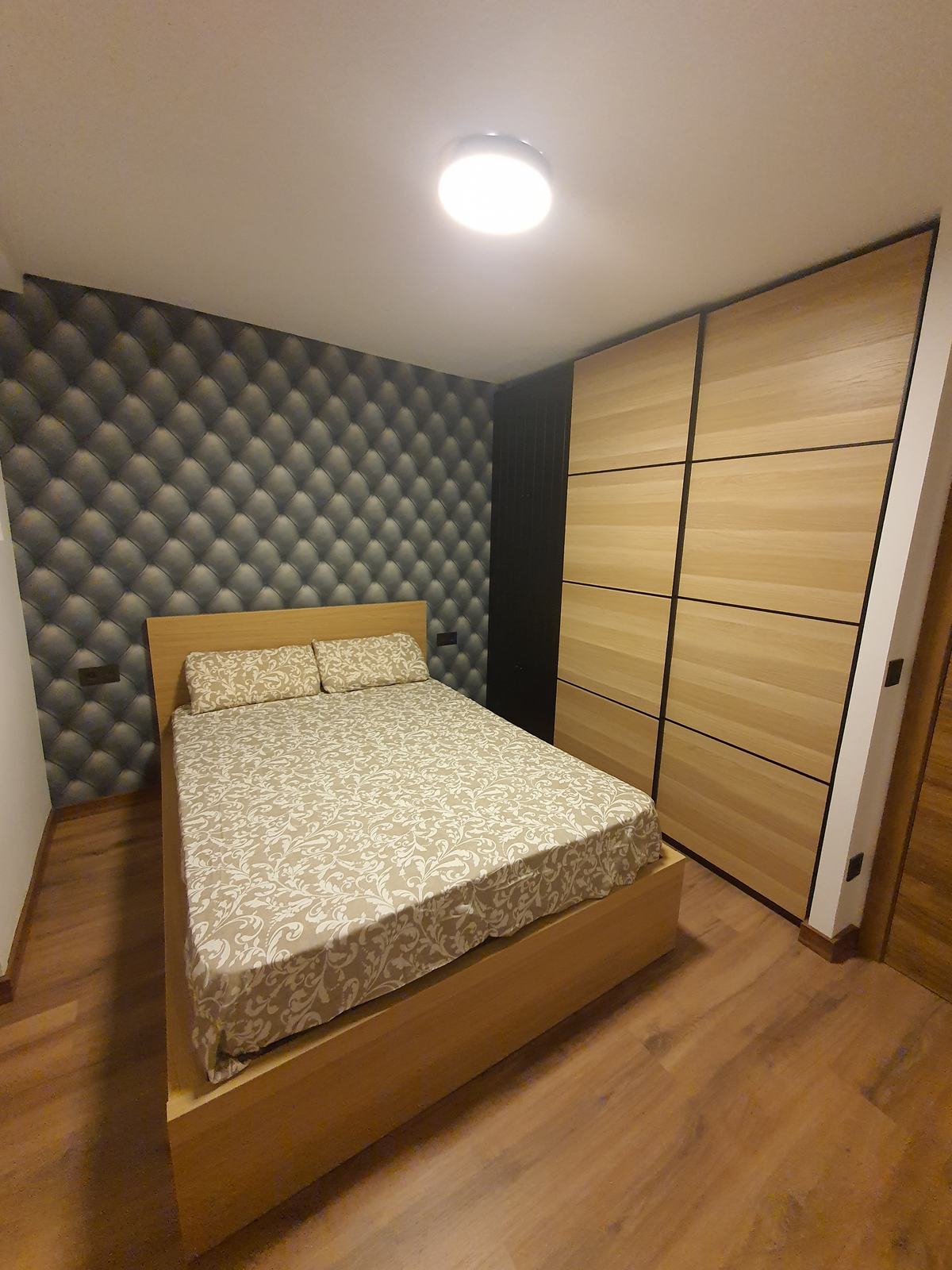 Bedroom with double bed