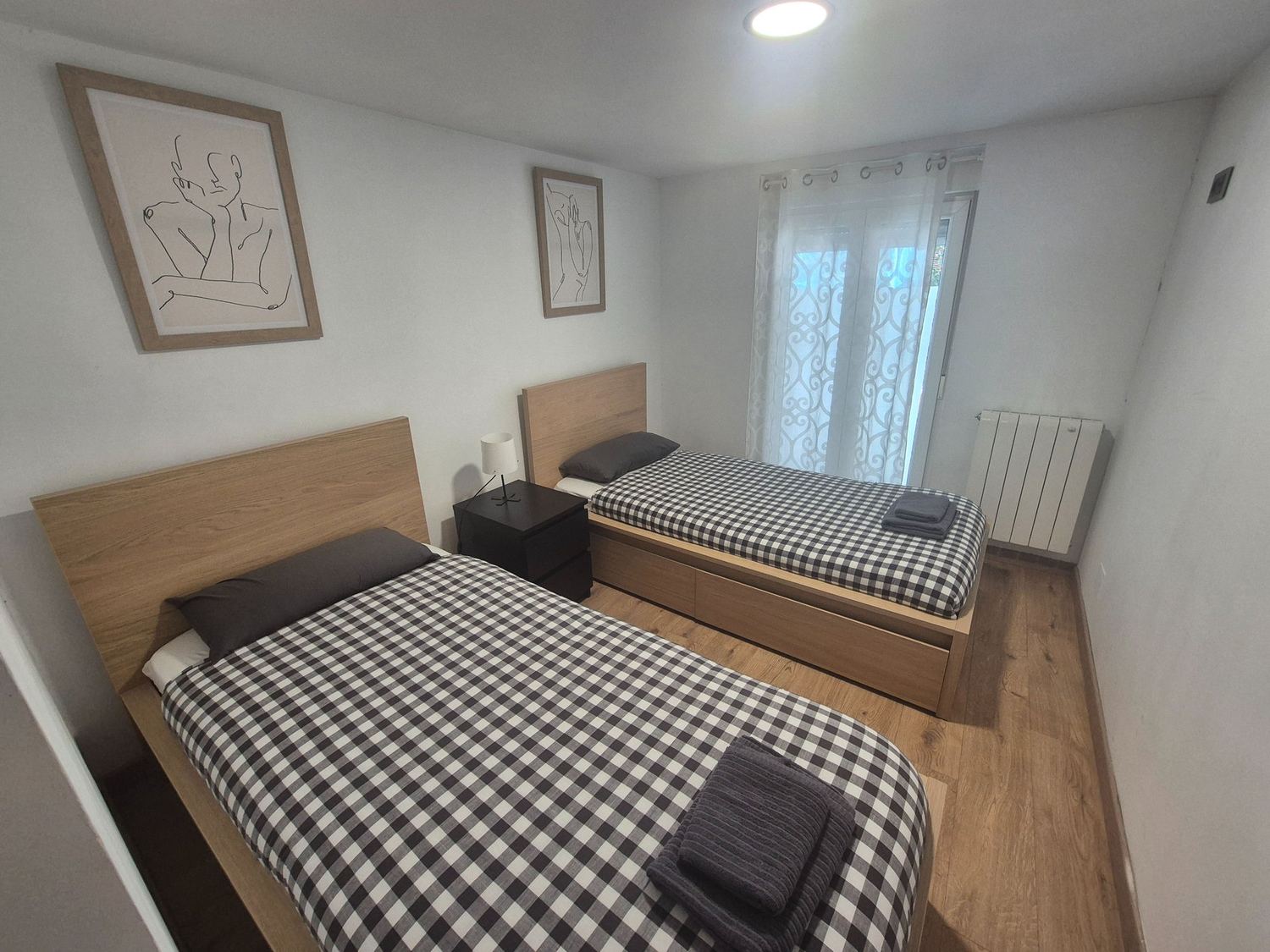 Twin bedroom